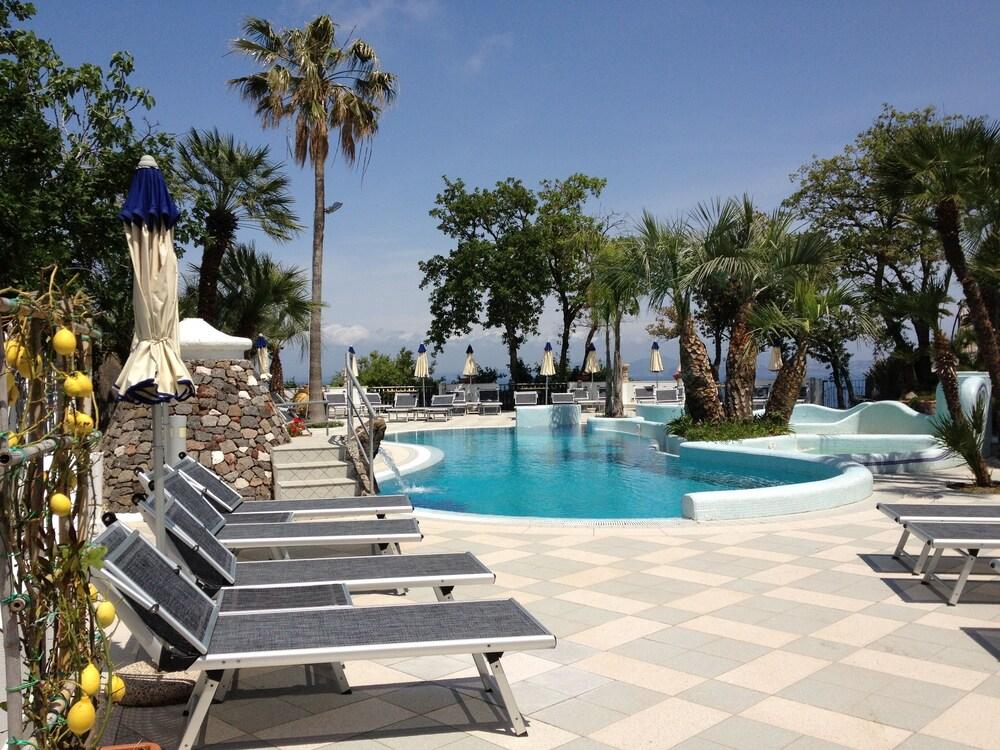 Hotel Myage Casamicciola Terme Esterno foto
